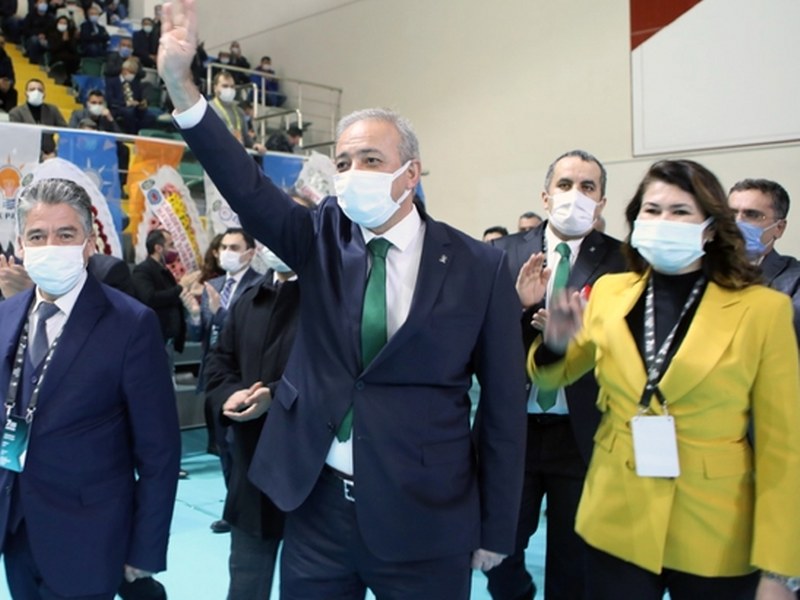 AK Parti’de Kadem Mete Güven Tazeledi